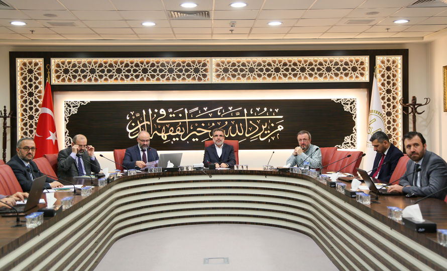 Din İşleri Yüksek Kurulu Uluslararası Fıkıh Meclisleriyle Ahvâl-İ Şahsiyye Meseleleri Konusunda İlmi Toplantı Düzenledi