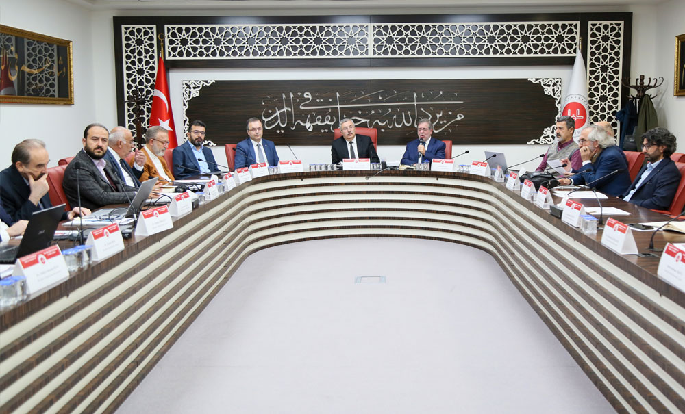 Gençlerin Dini Yönelimlerini Etkileyen Meseleler” adlı çalıştaylar serisinin ikincisi “Din-Bilim İlişkisi Bağlamında Yaratılış”