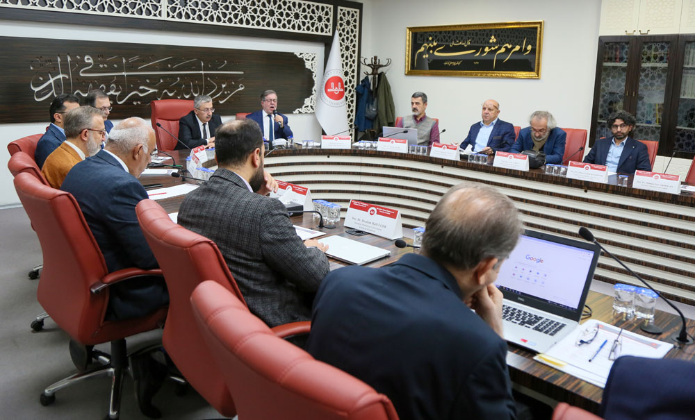 Gençlerin Dini Yönelimlerini Etkileyen Meseleler” adlı çalıştaylar serisinin ikincisi “Din-Bilim İlişkisi Bağlamında Yaratılış”