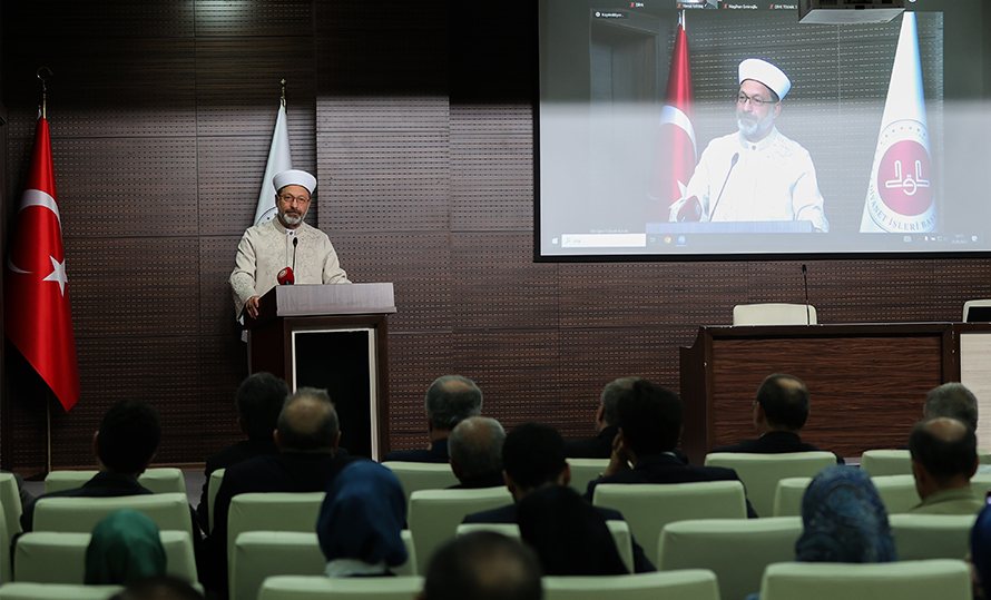 Kurulumuz tarafından "Güncel Tartışmalar Bağlamında Hadislerin Anlaşılmasını Etkileyen Meseleler Çalıştayı" Gerçekleştirildi.