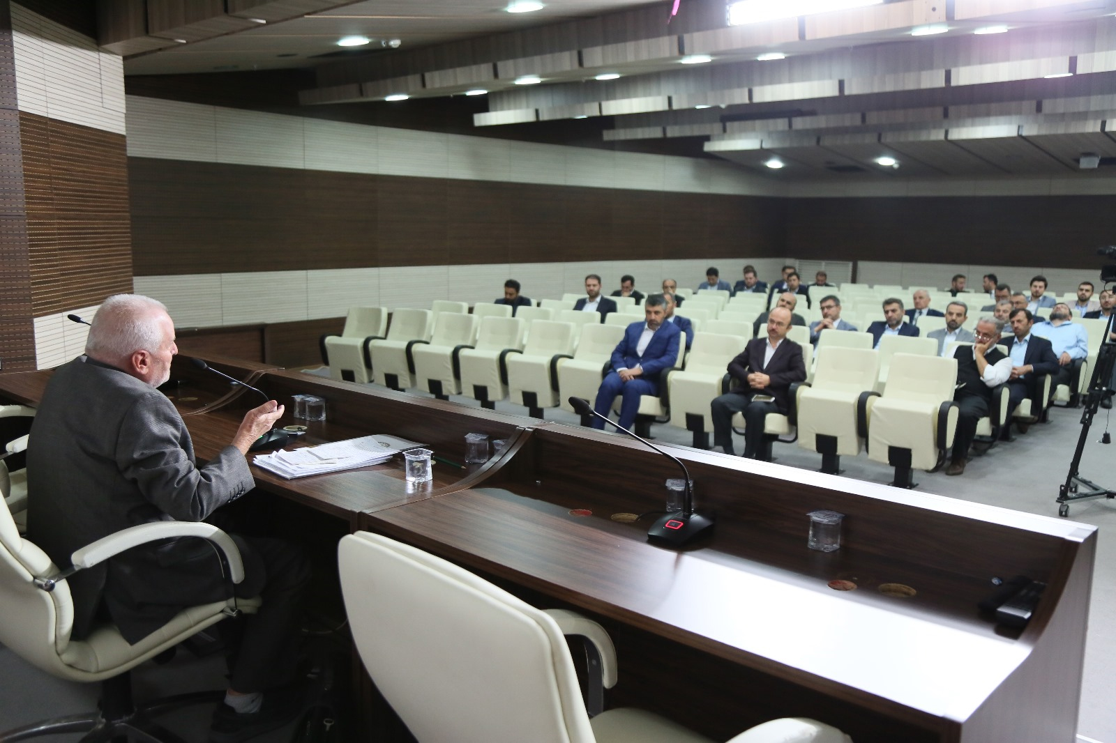 Din İşleri Yüksek Kurulumuz tarafından "Zekât ile İlgili Güncel Meseleler" ve "Katılım Bankacılığı ile İlgili Güncel Meseleler" Seminerleri Gerçekleştirildi