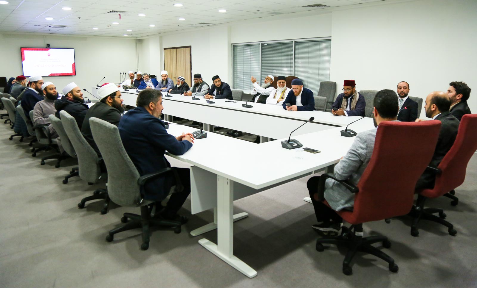 Kanada Dini Kanaat Önderleri Din İşleri Yüksek Kurulu’nu Ziyaret etti