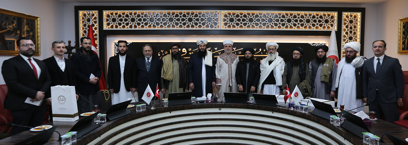 Afganistan Hac ve Evkaf Bakan Yardımcısı Aziz Rahman MANSUR ve beraberindeki heyet Din İşleri Yüksek Kurulumuzu ziyaret etti