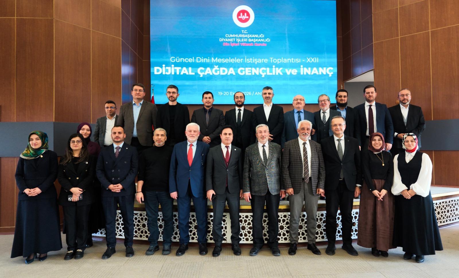 Dijital Çağda Gençlik ve İnanç